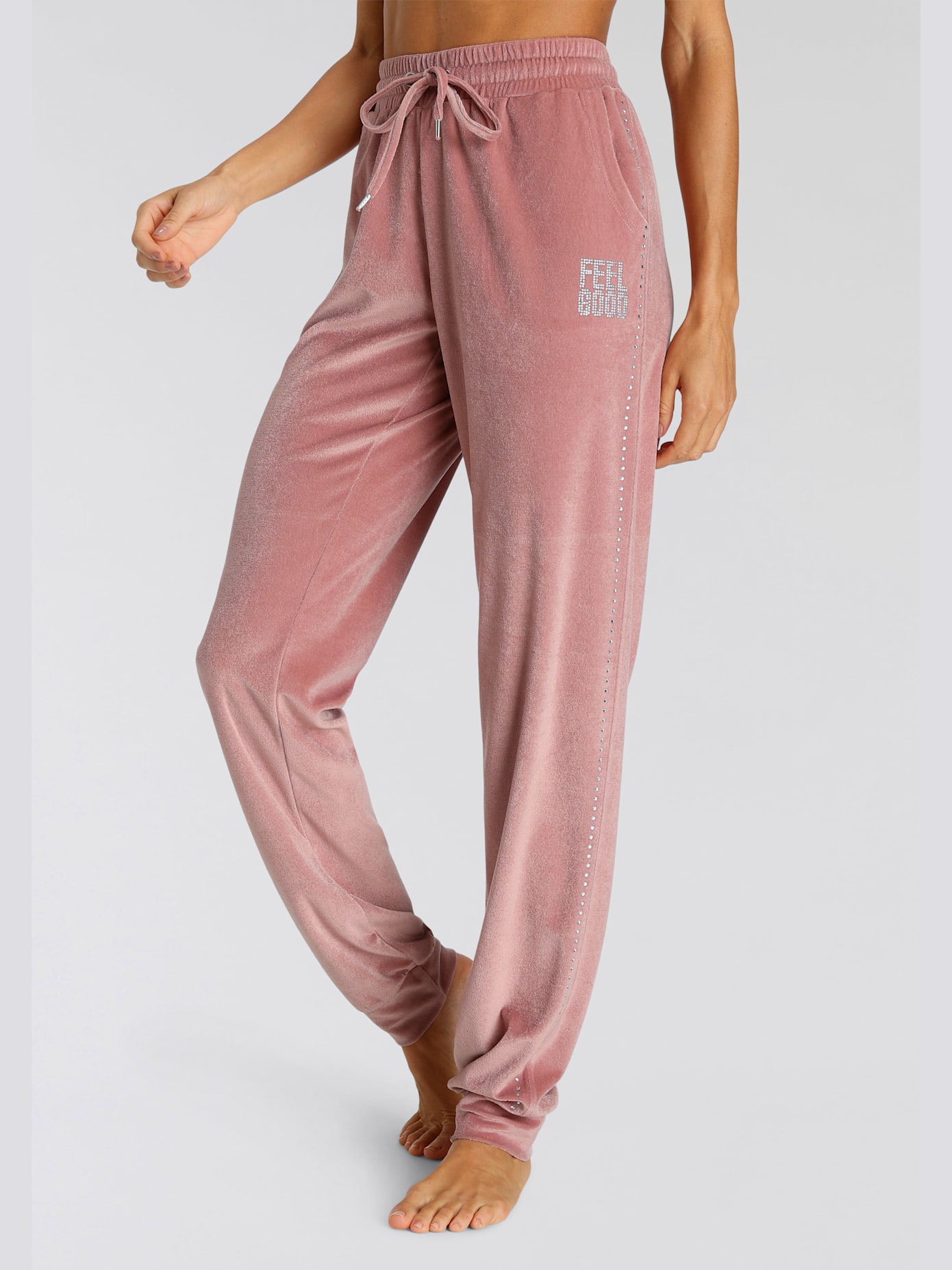 Pantalon en velours ras à la coupe étroite