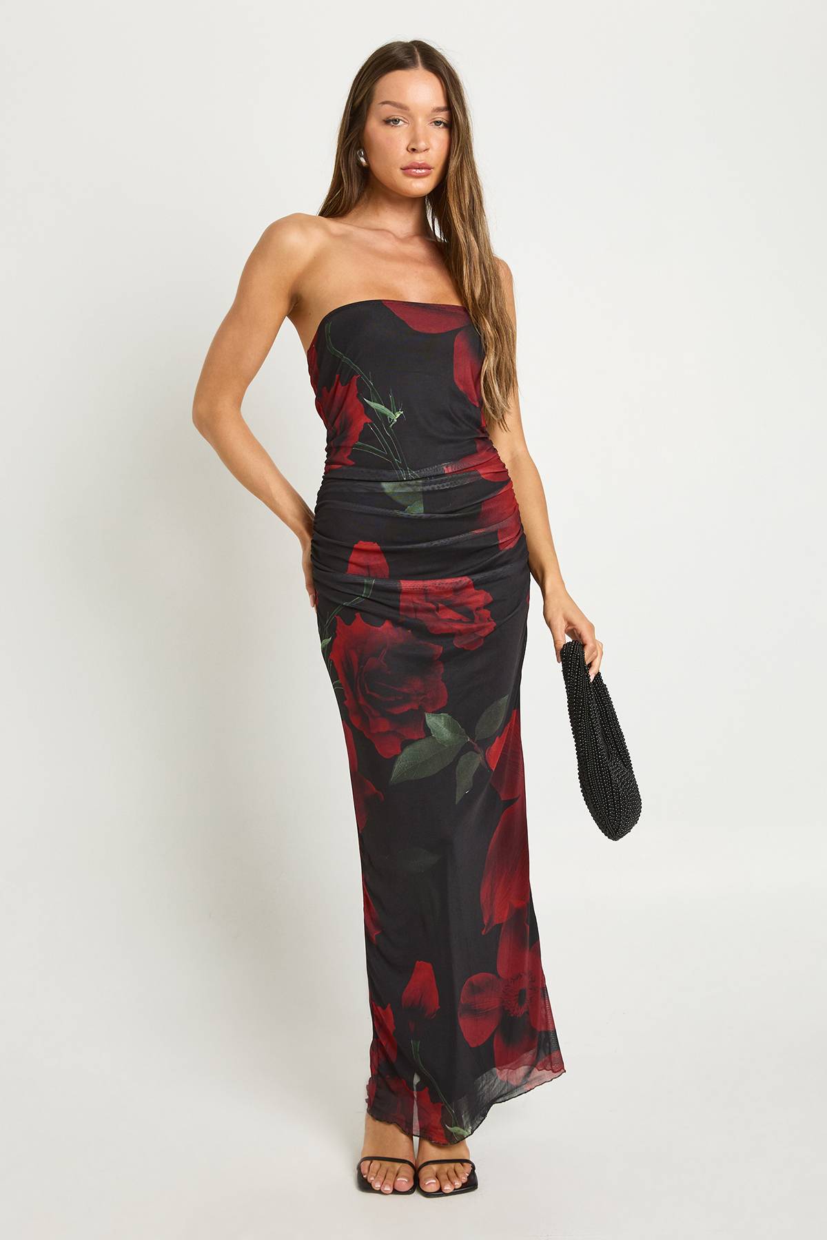 boohoo Robe bustier longue fleurie en mesh