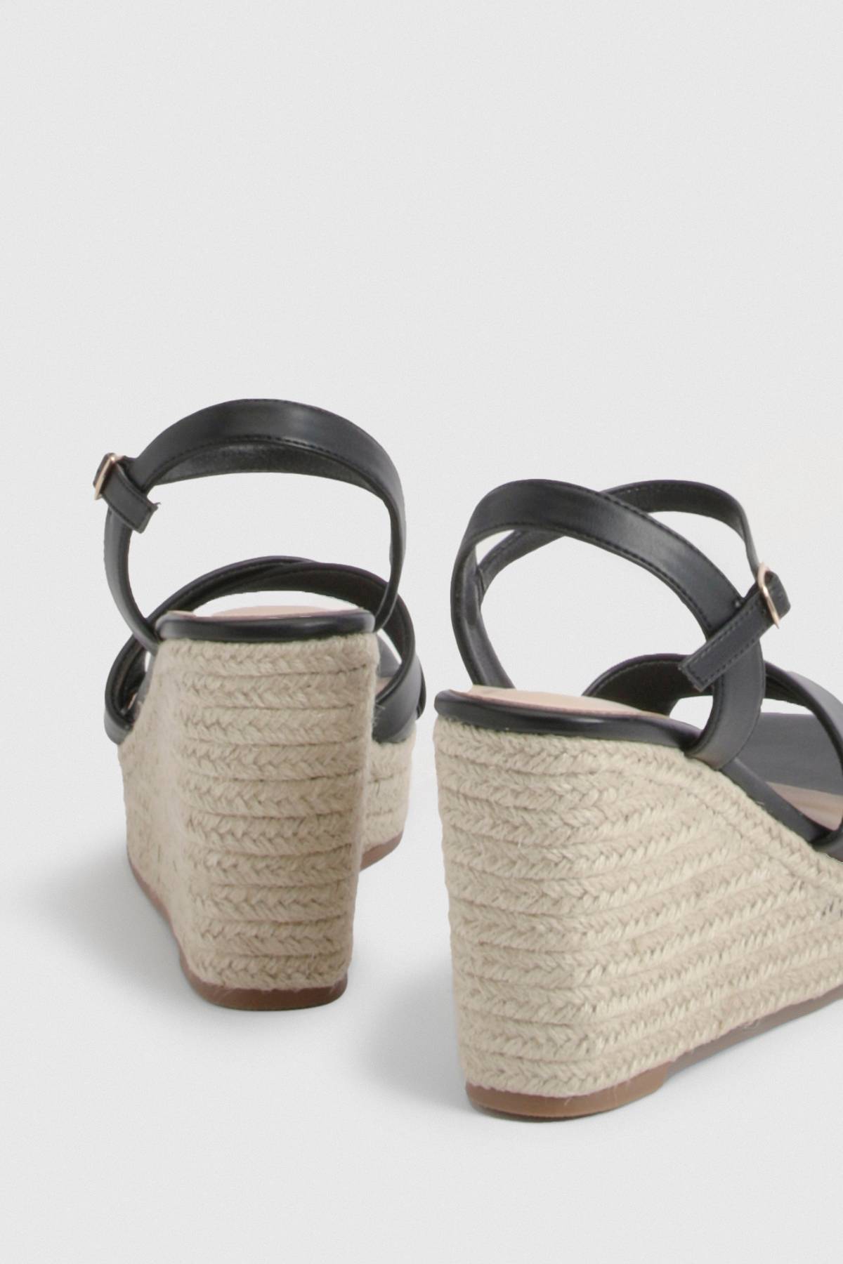boohoo Sandales Compensées À Brides Coupe Large 2 Parties
