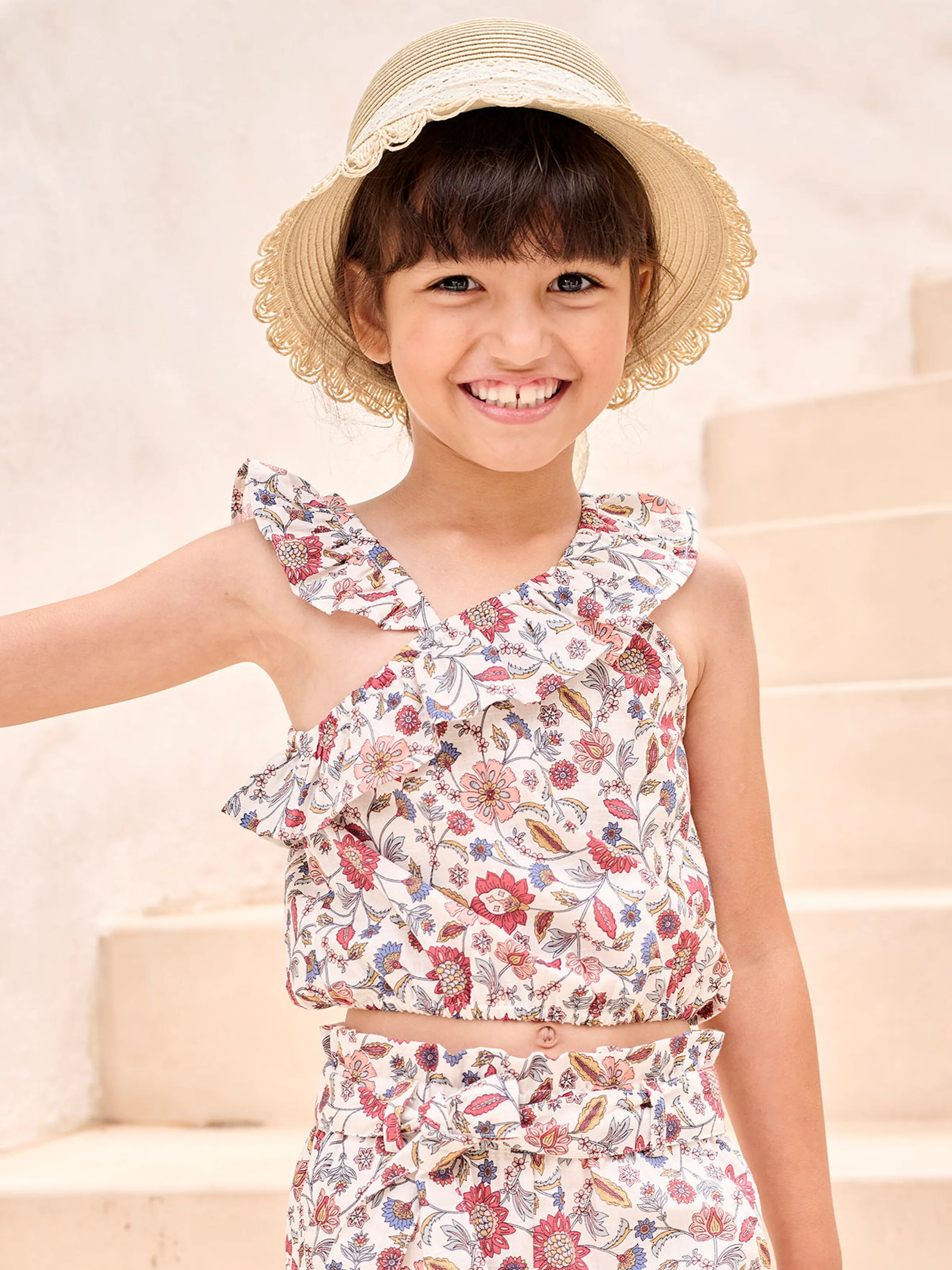 Vertbaudet Asymmetrische Mädchen Volantbluse mit Blumenprint wollweiß