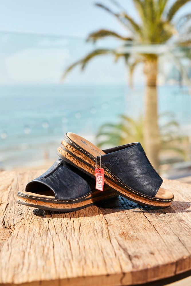 Rieker Pantolette  Keilabsatz, Sommerschuh, modische Keilsohle