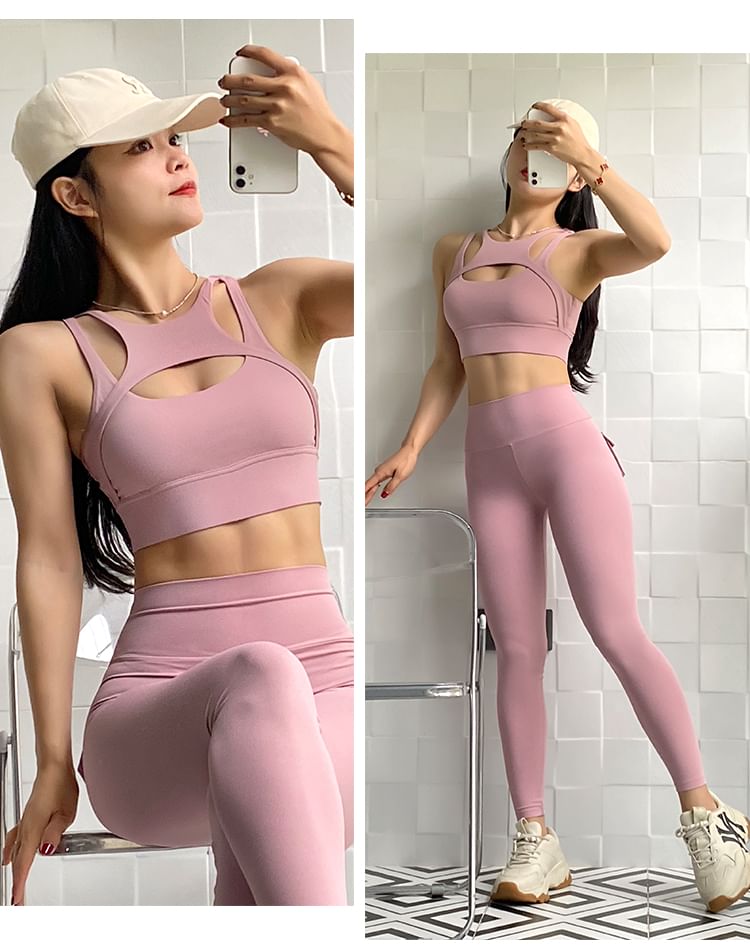 Engiko - Cutout Plain Sportbeha