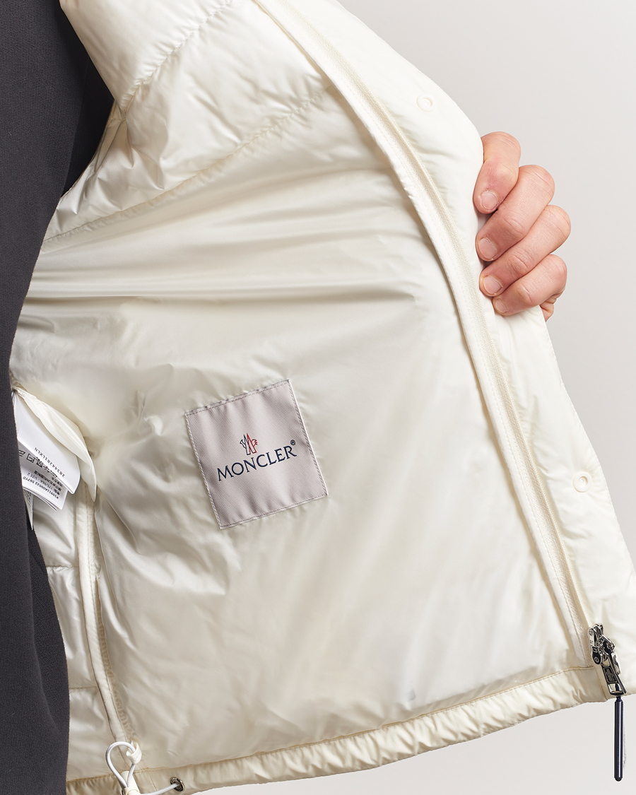 Moncler Barthe Vest White