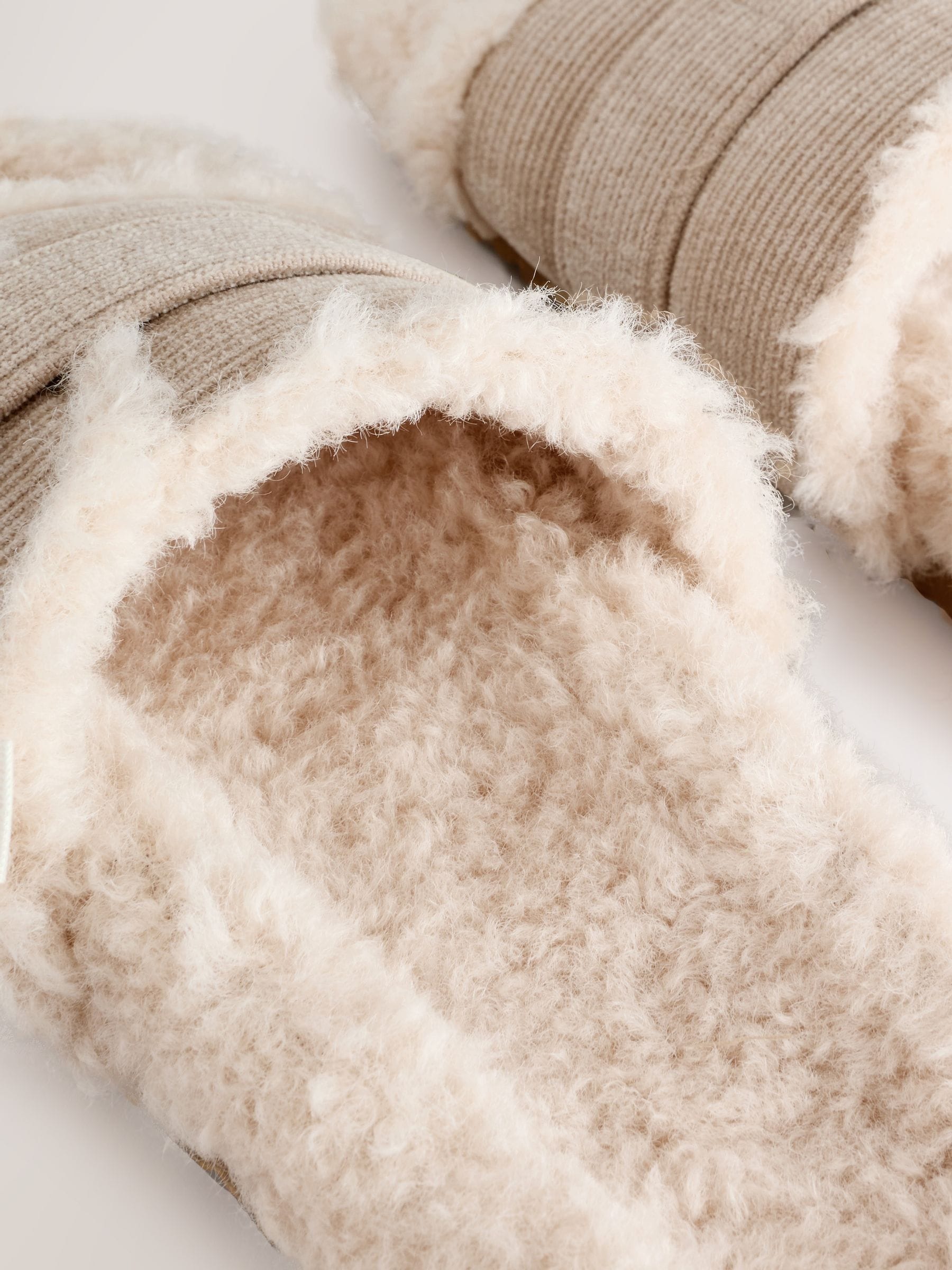 Neutraal - Borg Slipper Pantoffels