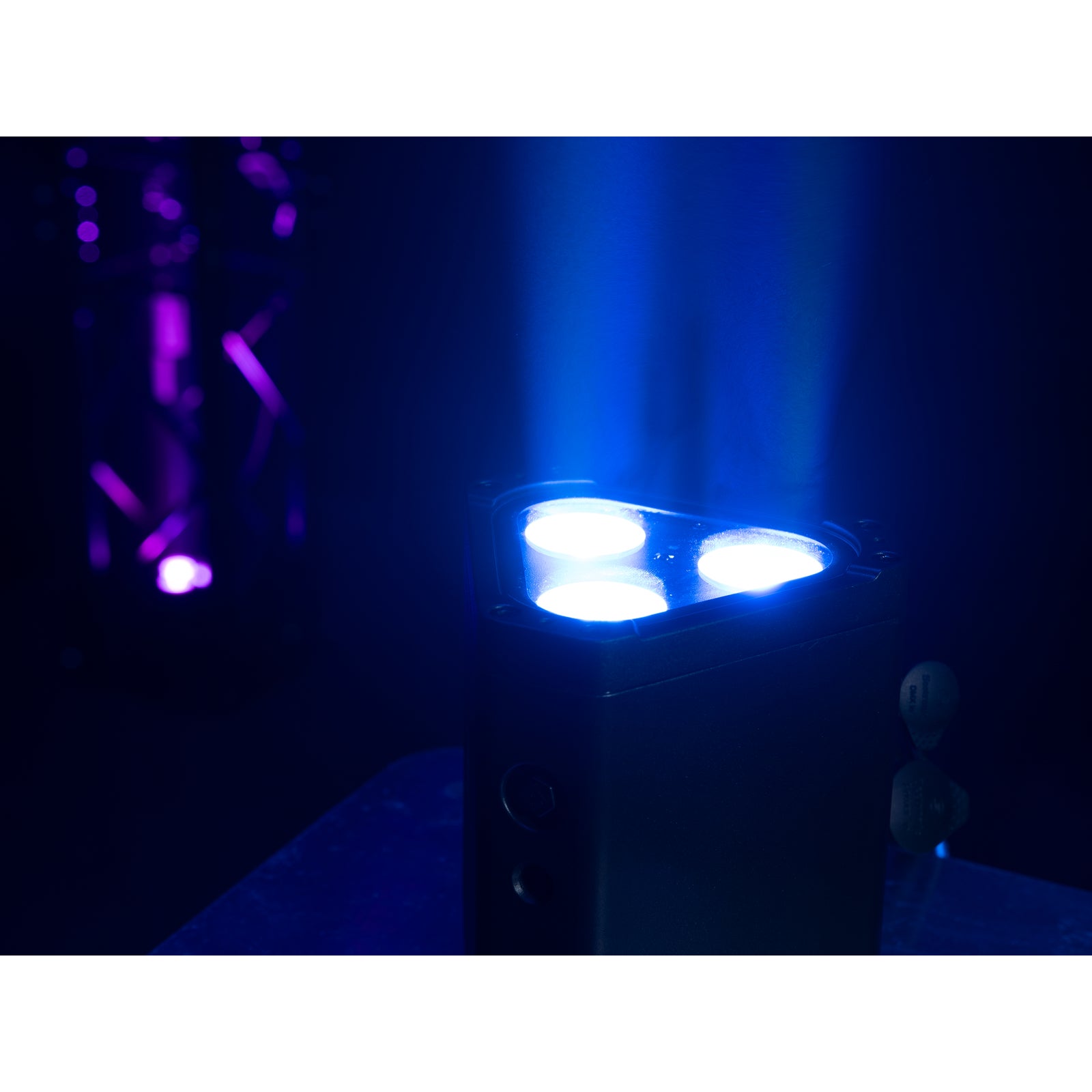 Eurolite LED IP TL-3 QCL trusslight