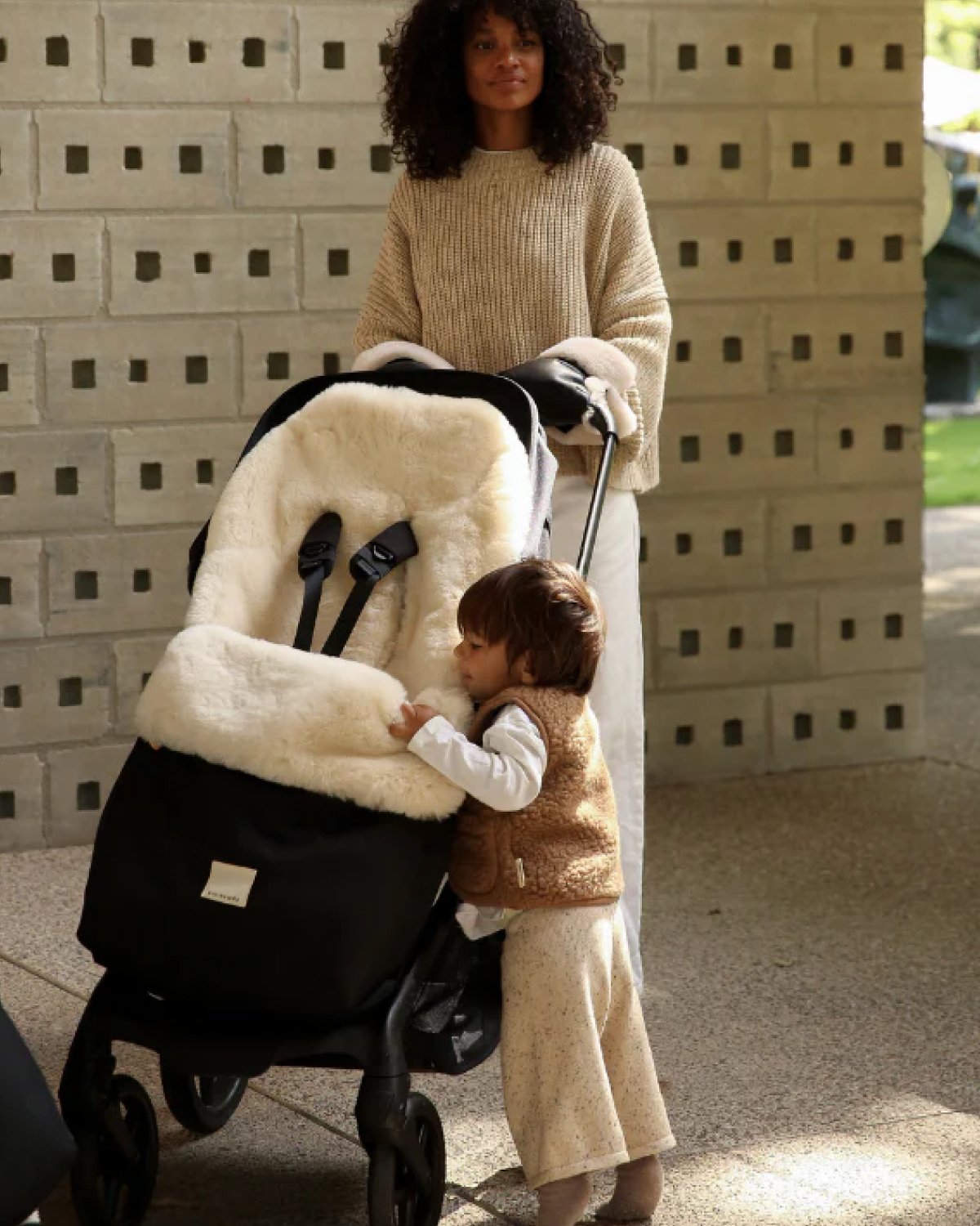 Vognpose m/ Lammeskinn – Universal Fit – Varm Vinterpose, 0-4år | Puffmuff