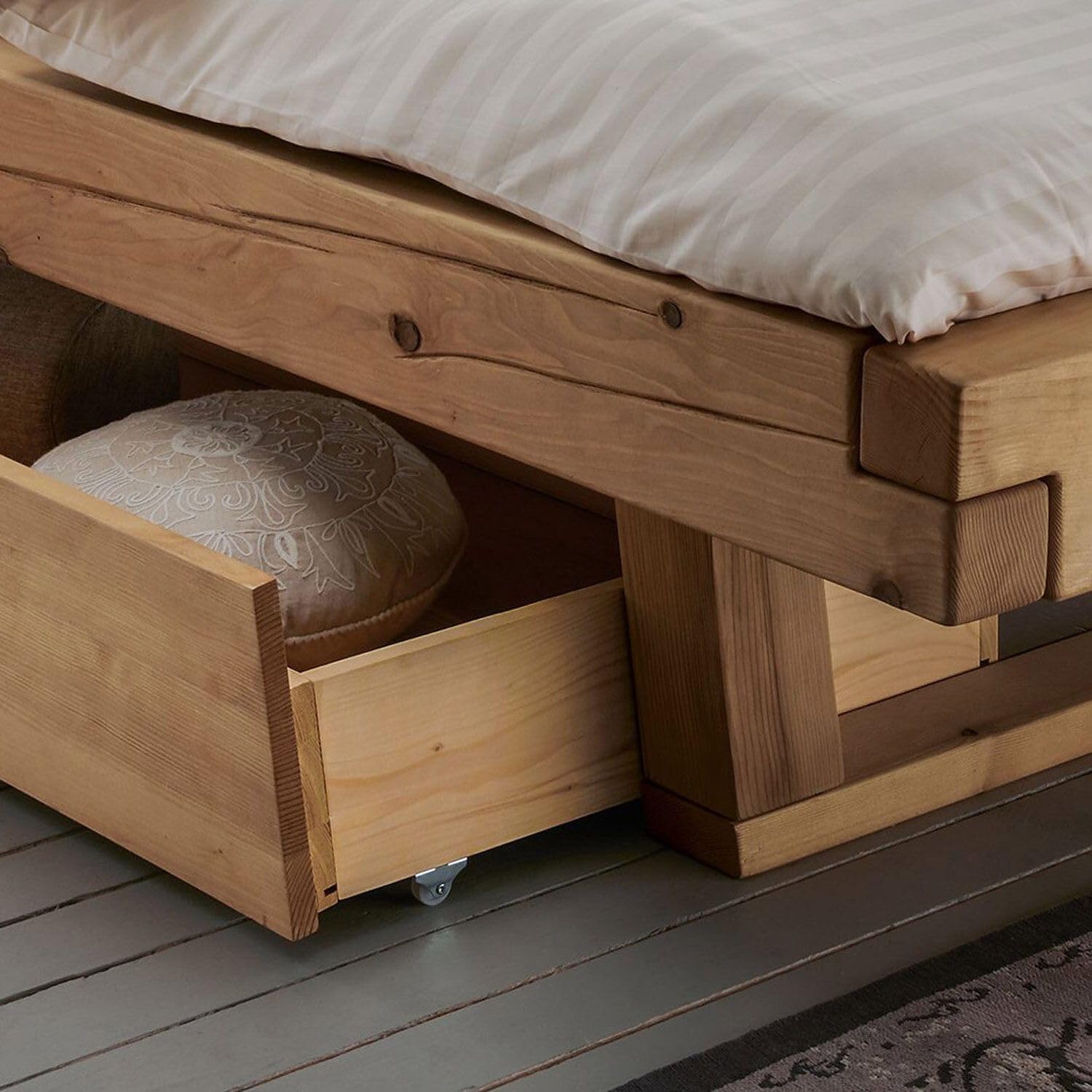 Barup Balkenbett Massivholz 180x200 cm Fichte geölt Schubkästen Komforthöhe Naturholz Kufenbett, Belastbarkeit: 200kg, Bettgestell
