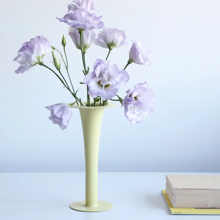 Design Letters - Trumpet - 2 in 1 Vase & Kerzenhalter, H 24 cm, light blue