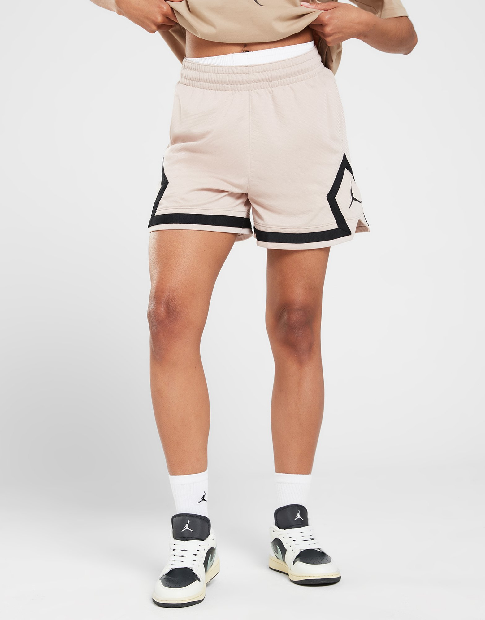 Jordan Diamond 4' Shorts