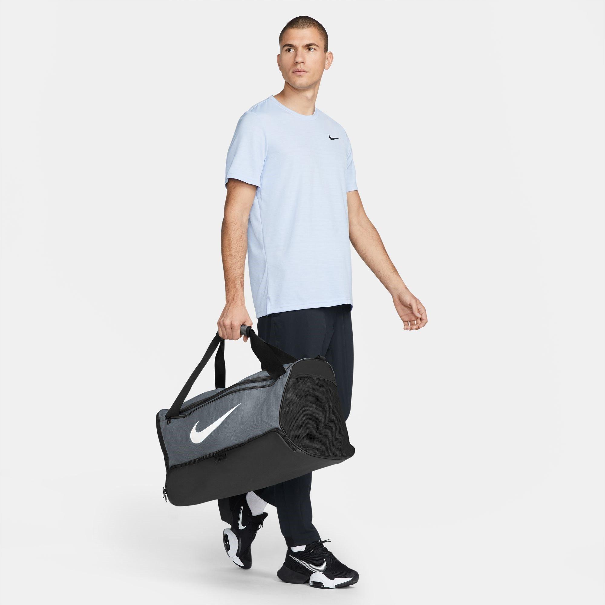Nike Brasilia Medium Holdall