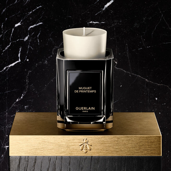 Les Bougies Parfumées Muguet de Printemps 220 G