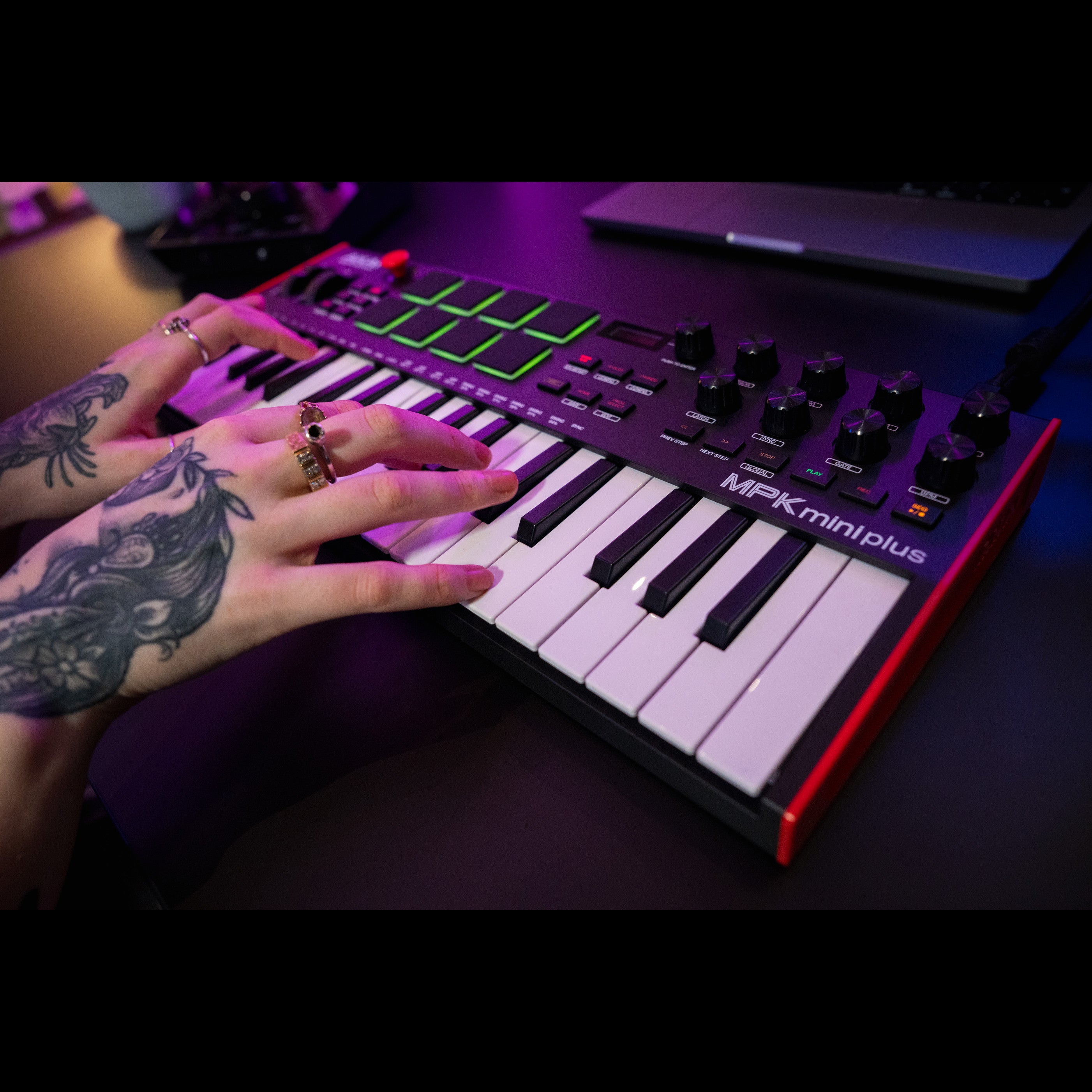 Akai Professional MPK Mini Plus USB/MIDI keyboard