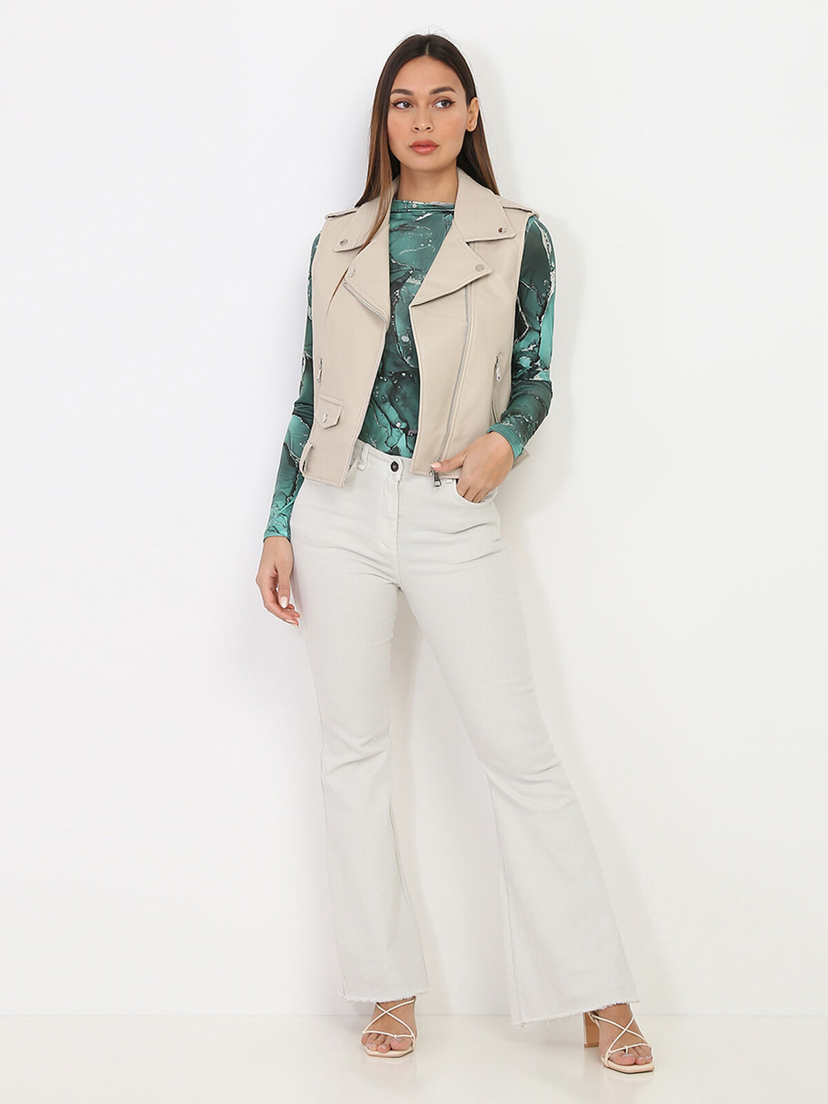 Blouson en simili sans manches- Beige