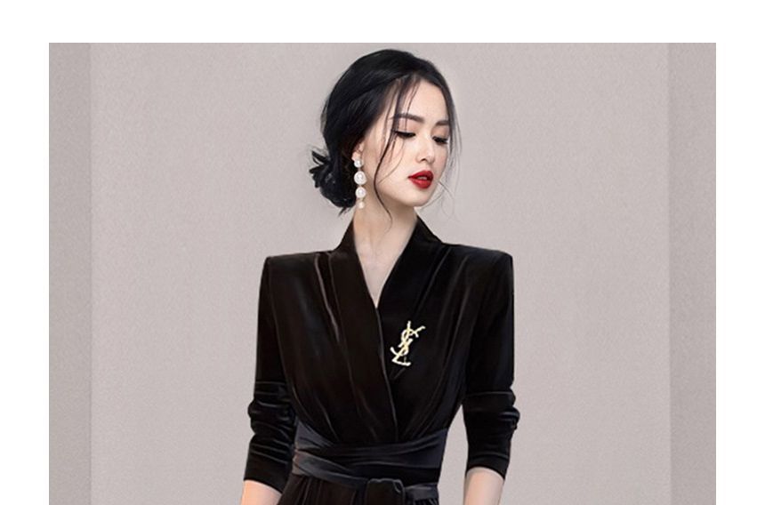Aurora - Lange mouwen, V-hals, fluwelen jumpsuit met wijde pijpen