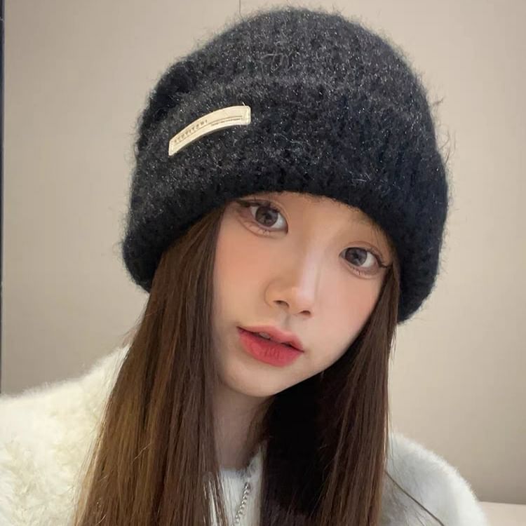 Hats 'n' Tales - Belettering Tag Beanie