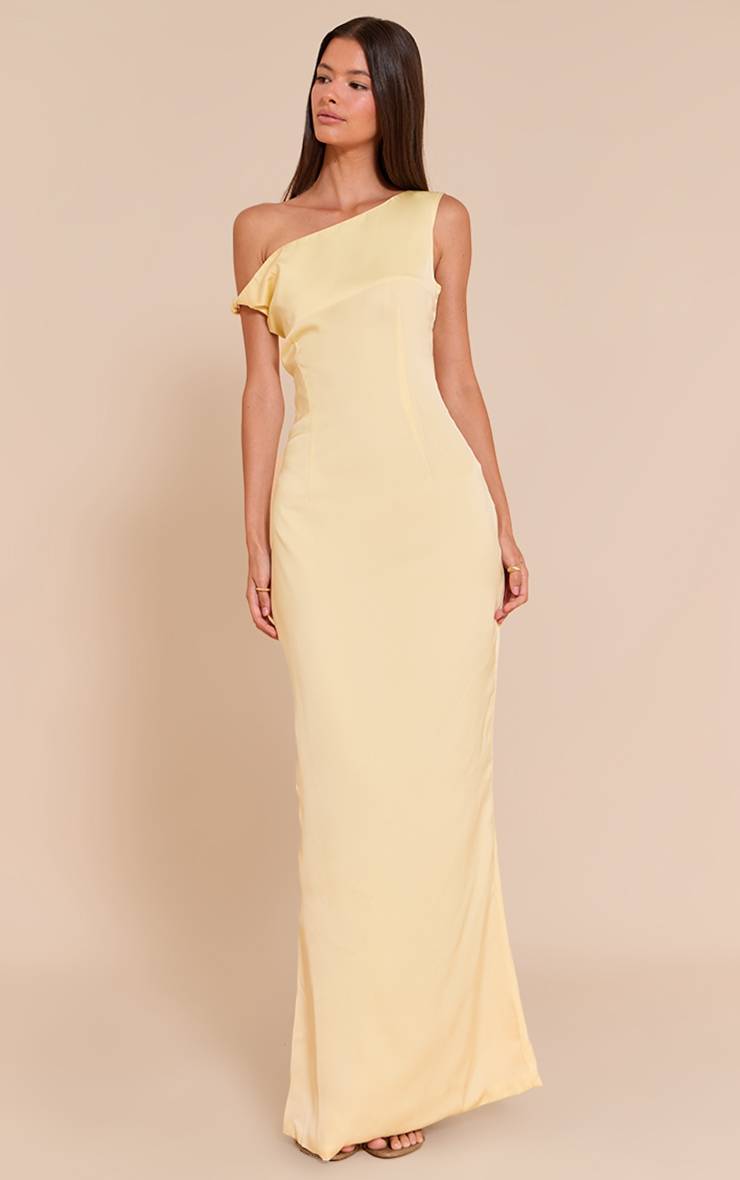 Citron Robe Longue Asymétrique En Satin Avec Col Bardot Torsadé