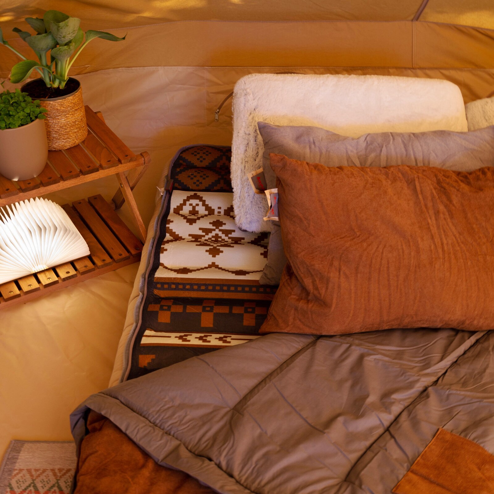 HUMAN COMFORT Luft Bett Chatou Print Isomatte Kasten Matratze Gäste Baumwolle Farbe: braun