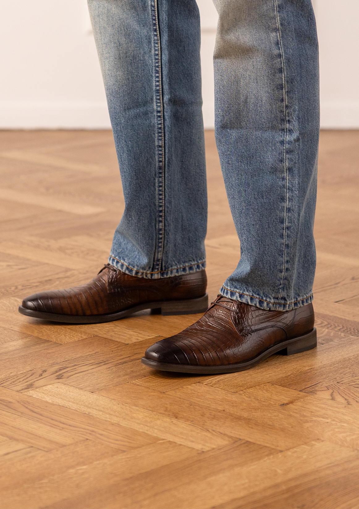Bruine leren croco veterschoenen