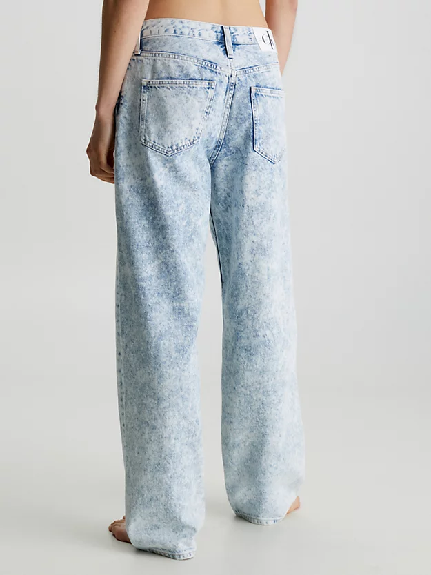 Calça jeans reta dos anos 90