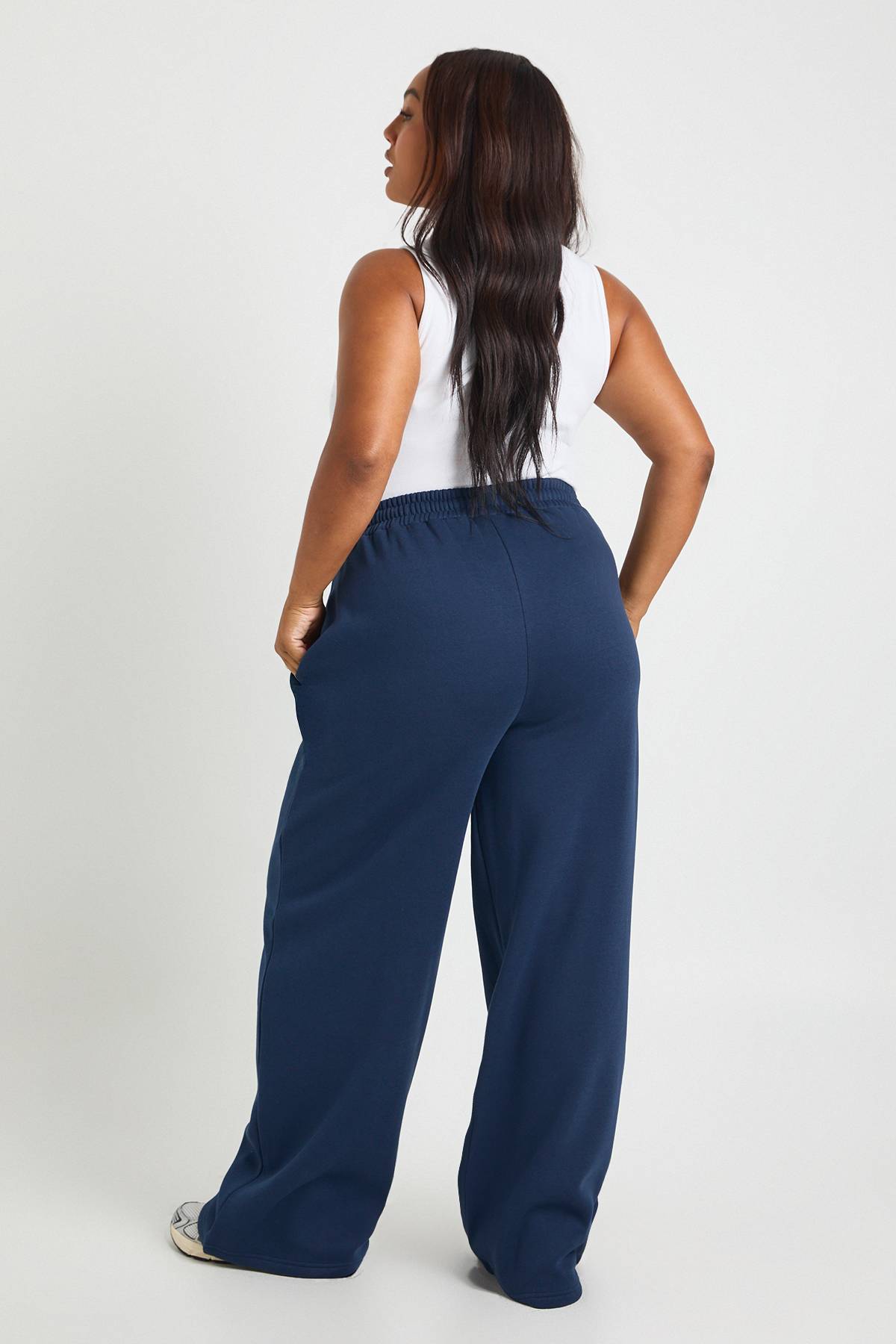 boohoo Jogger droit basique Plus Core avec détails pintuck