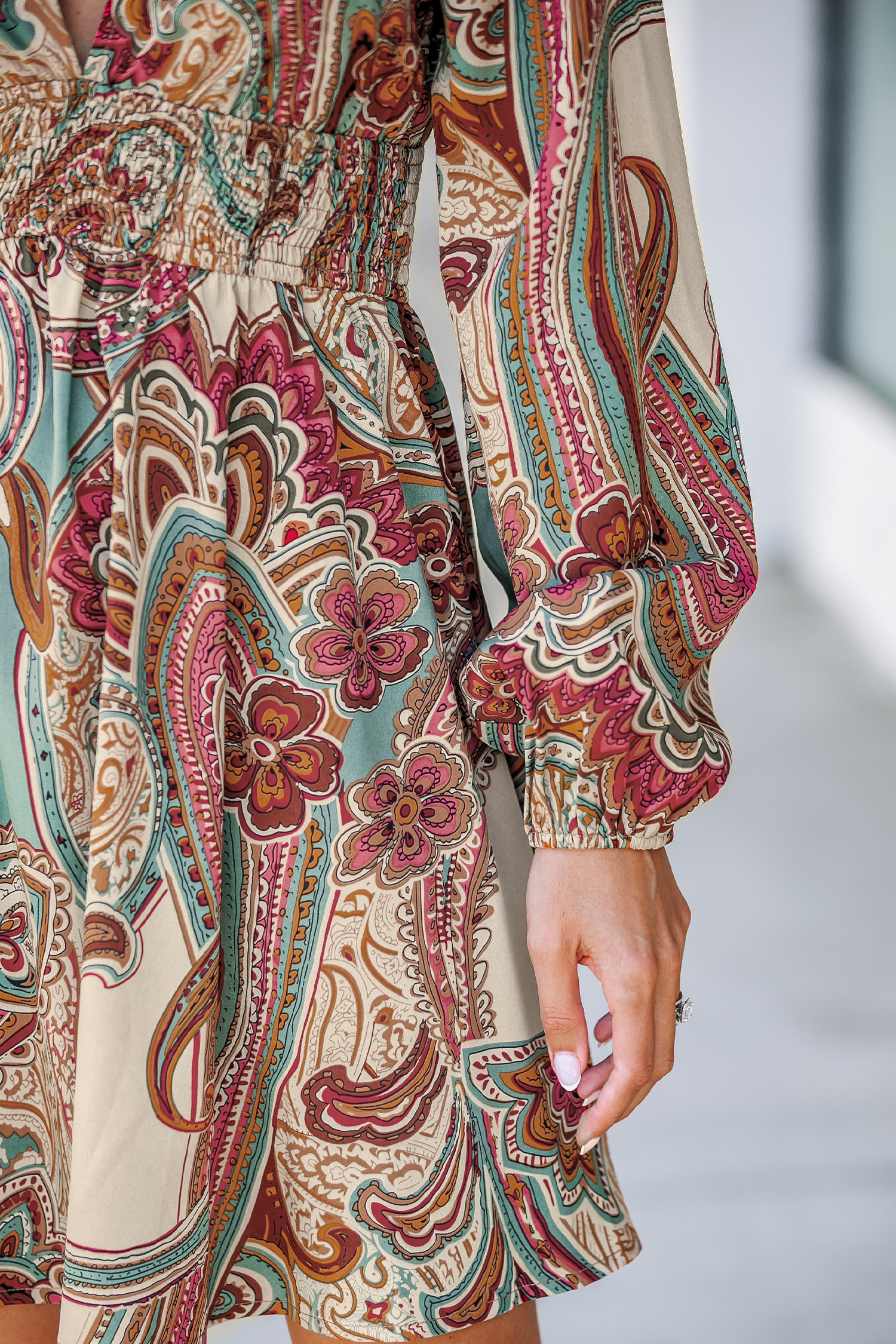 Robe taille à smocks paisley
