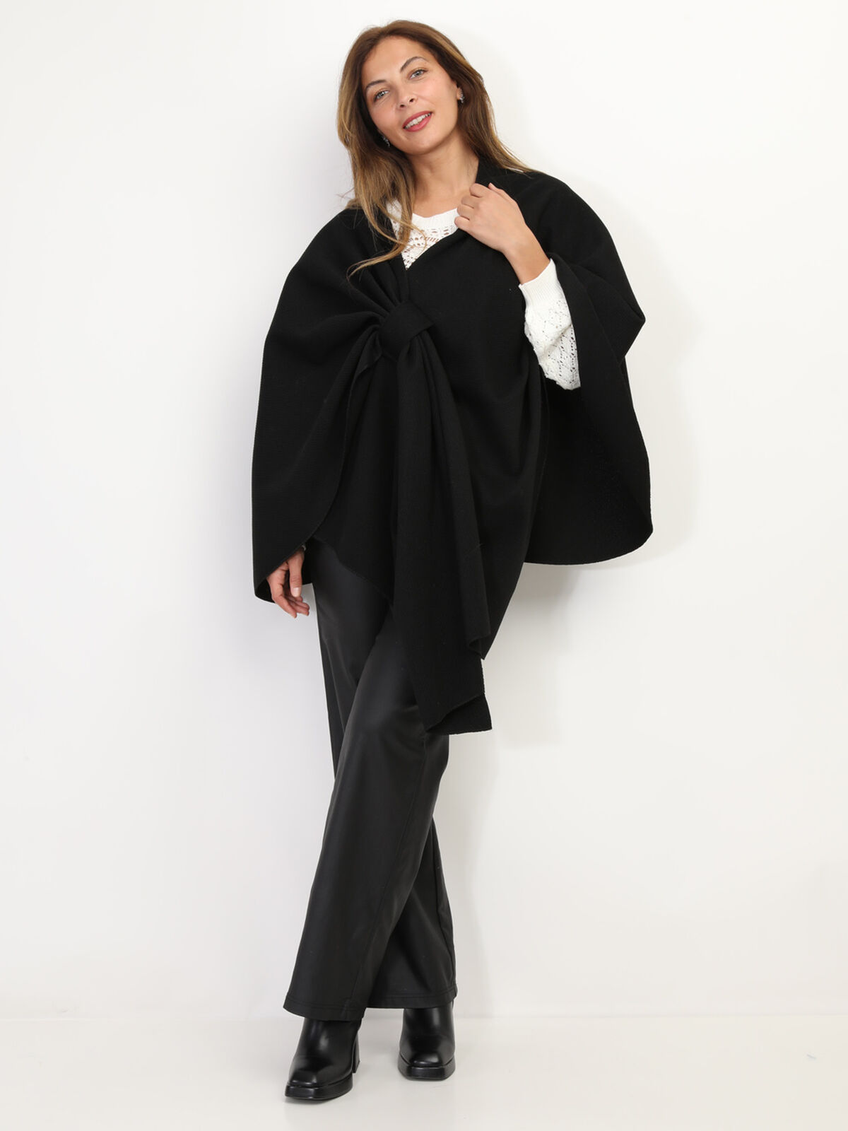 Poncho asymétrique croisé- Noir
