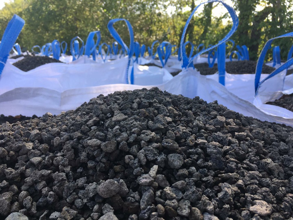 Pouzzolane noire 7/14 mm - big bag 1 tonne soit 1m3