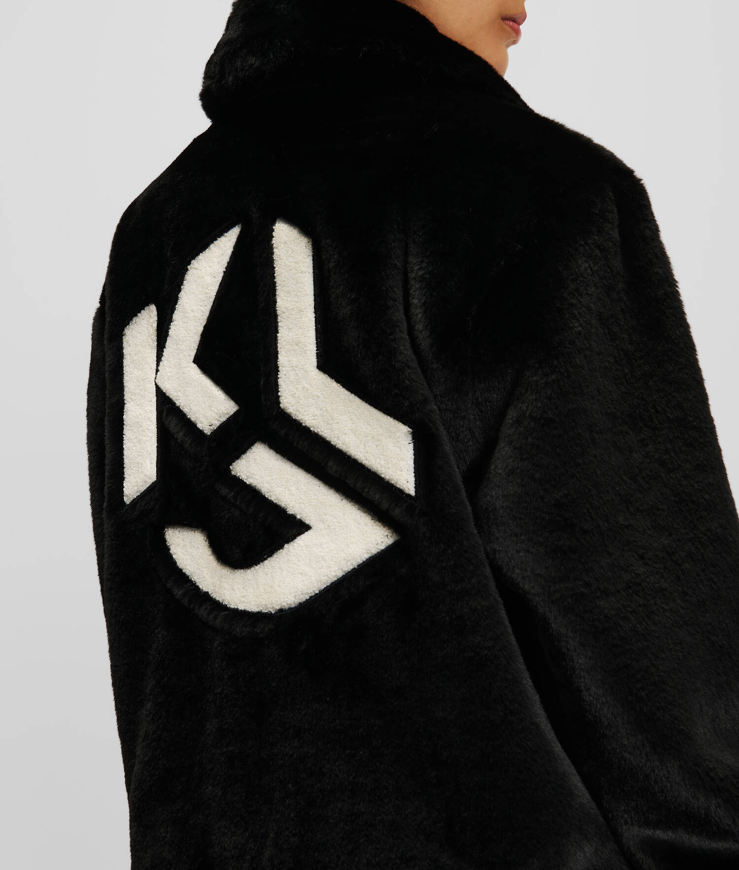 VESTE EN SIMILI-CUIR KLJ