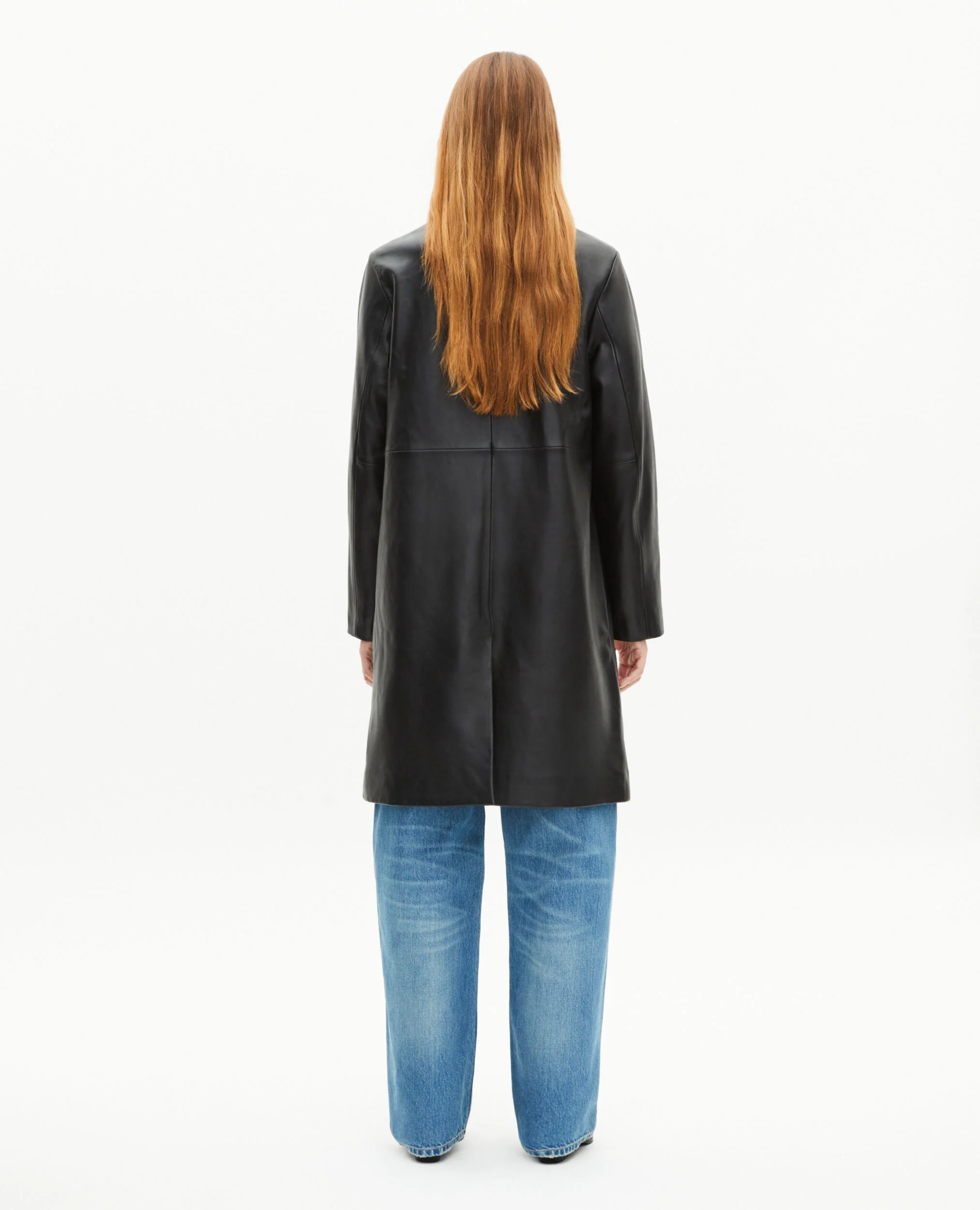 Manteau long en cuir noir