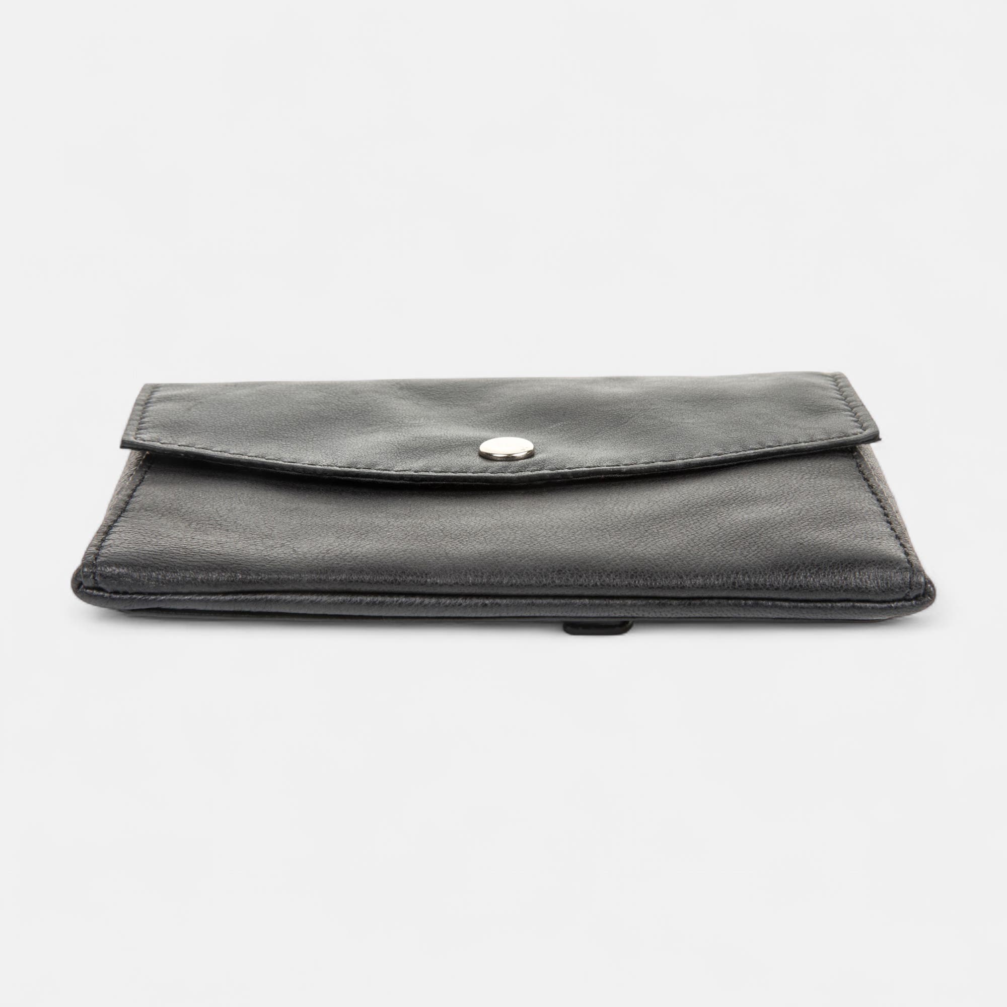Petite maroquinerie en cuir noir