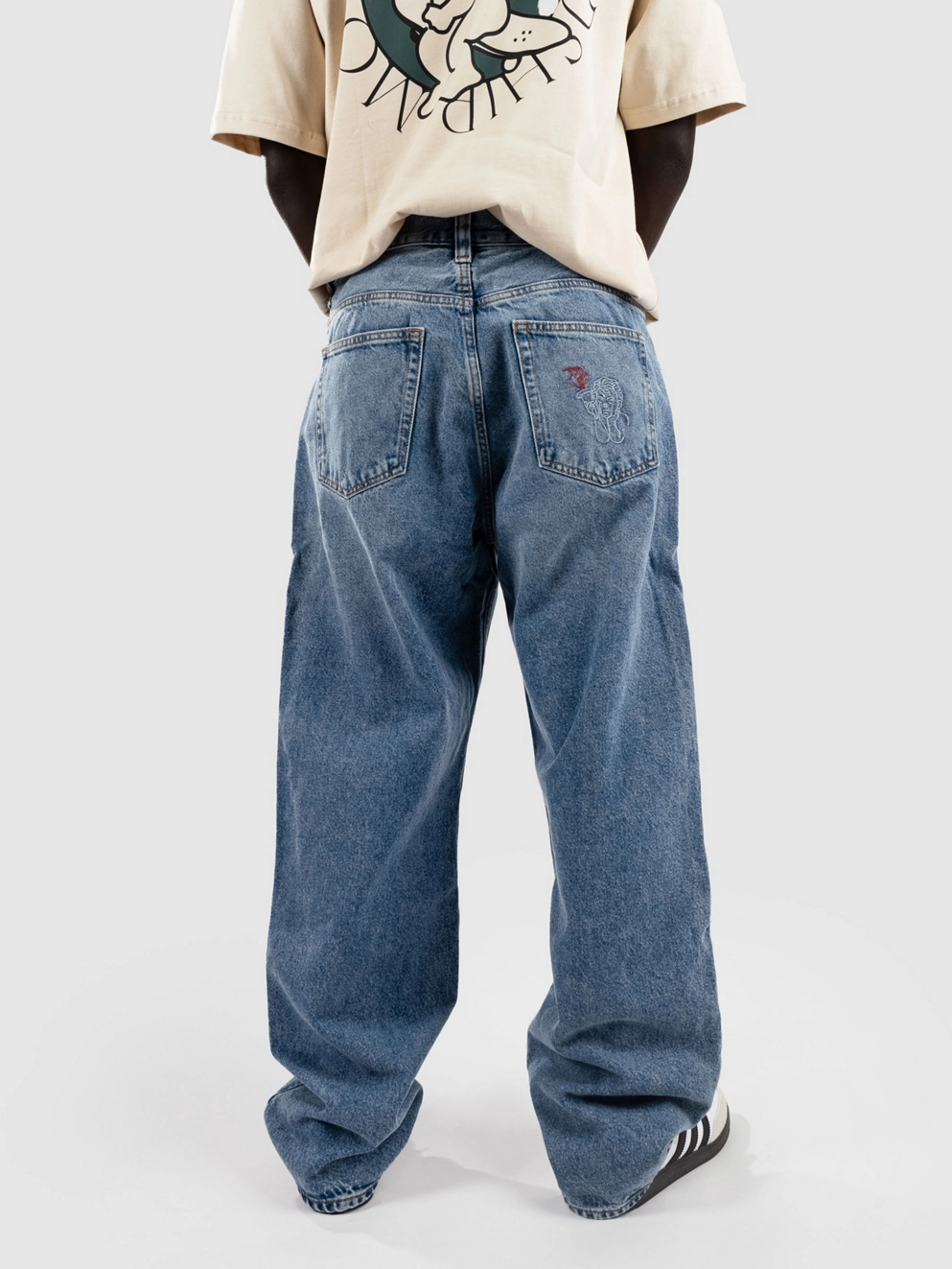 Beyond Medals Loose Jeans blue