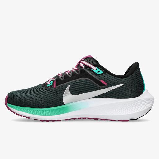 Nike Air Zoom Pegasus 40