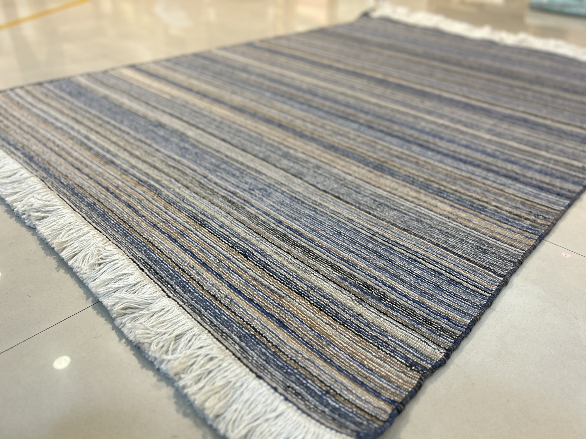 Teppich 'Roshni', blau, beige, B 140 cm, L 200 cm von fischer's lagerhaus