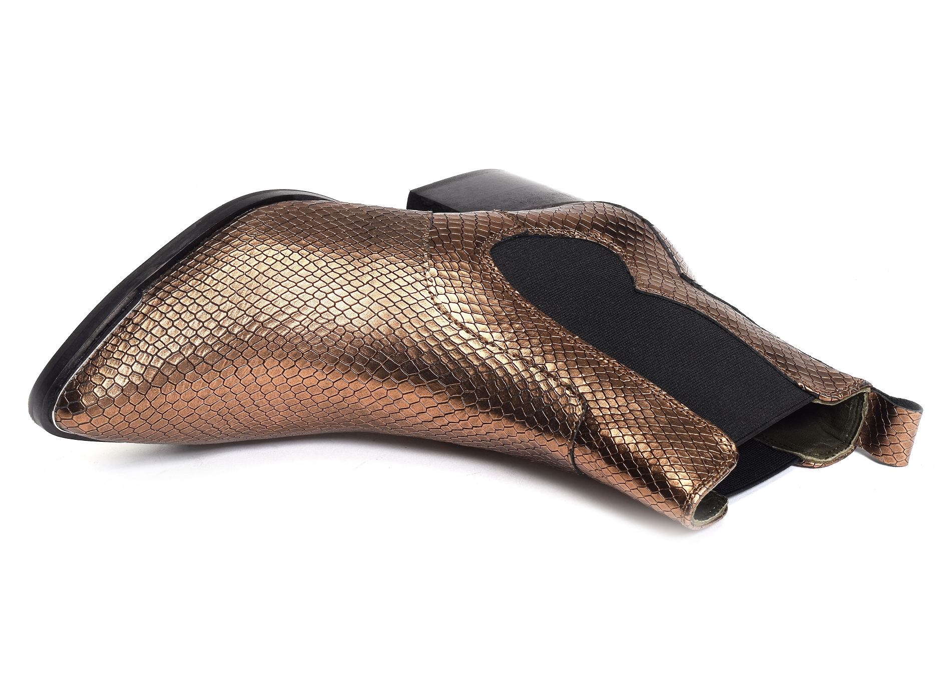 Marta 3 bronze