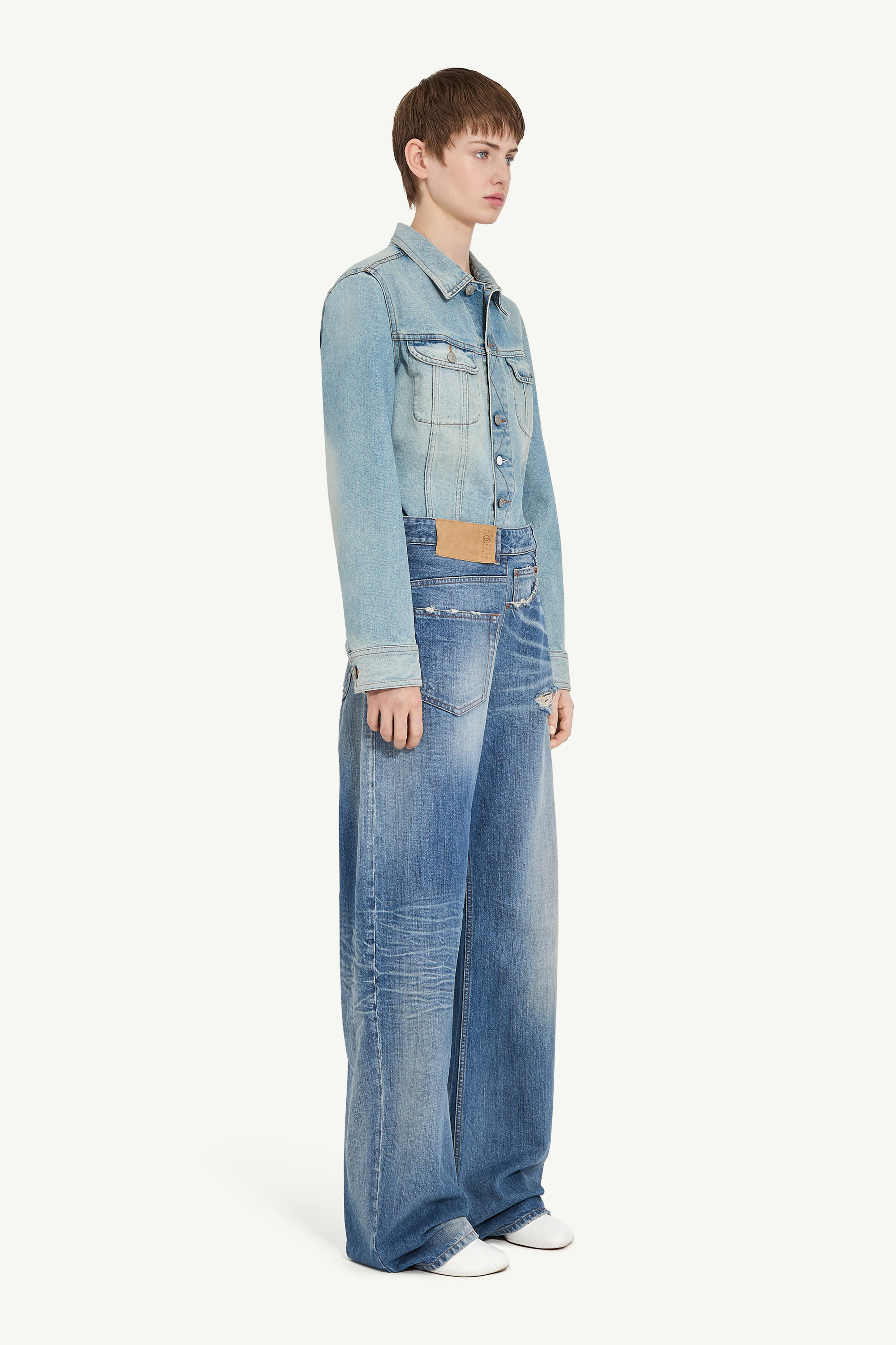 Blue Wide-leg Jeans with Buttons