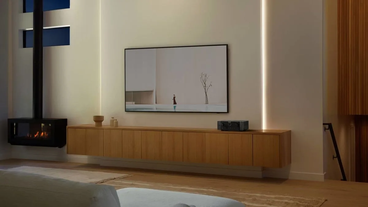 Marantz Cinema 60   Elipson Horus 11F HCM 5.1.2 Noir carbone   NorStone CL250 (25 m)   NorStone Arran RCA SUB (3 m) Chaînes Grand Spectacle