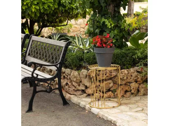 Cache-pot en métal jaune 39x39x48h