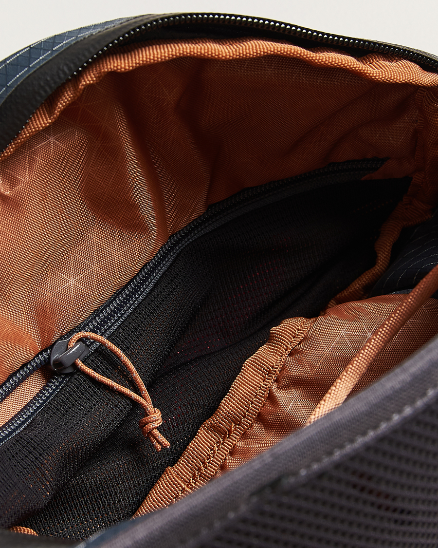 Black Diamond Pursuit 6 Waist Pack Carbon/Moab Brown