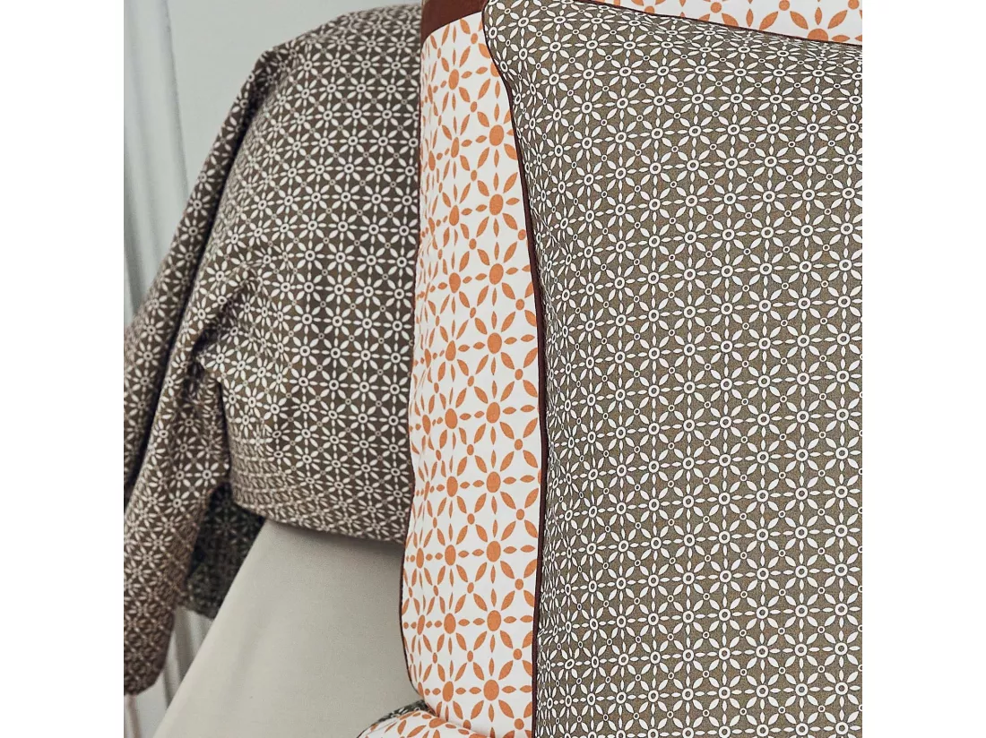 Taie de traversin en percale au style graphique