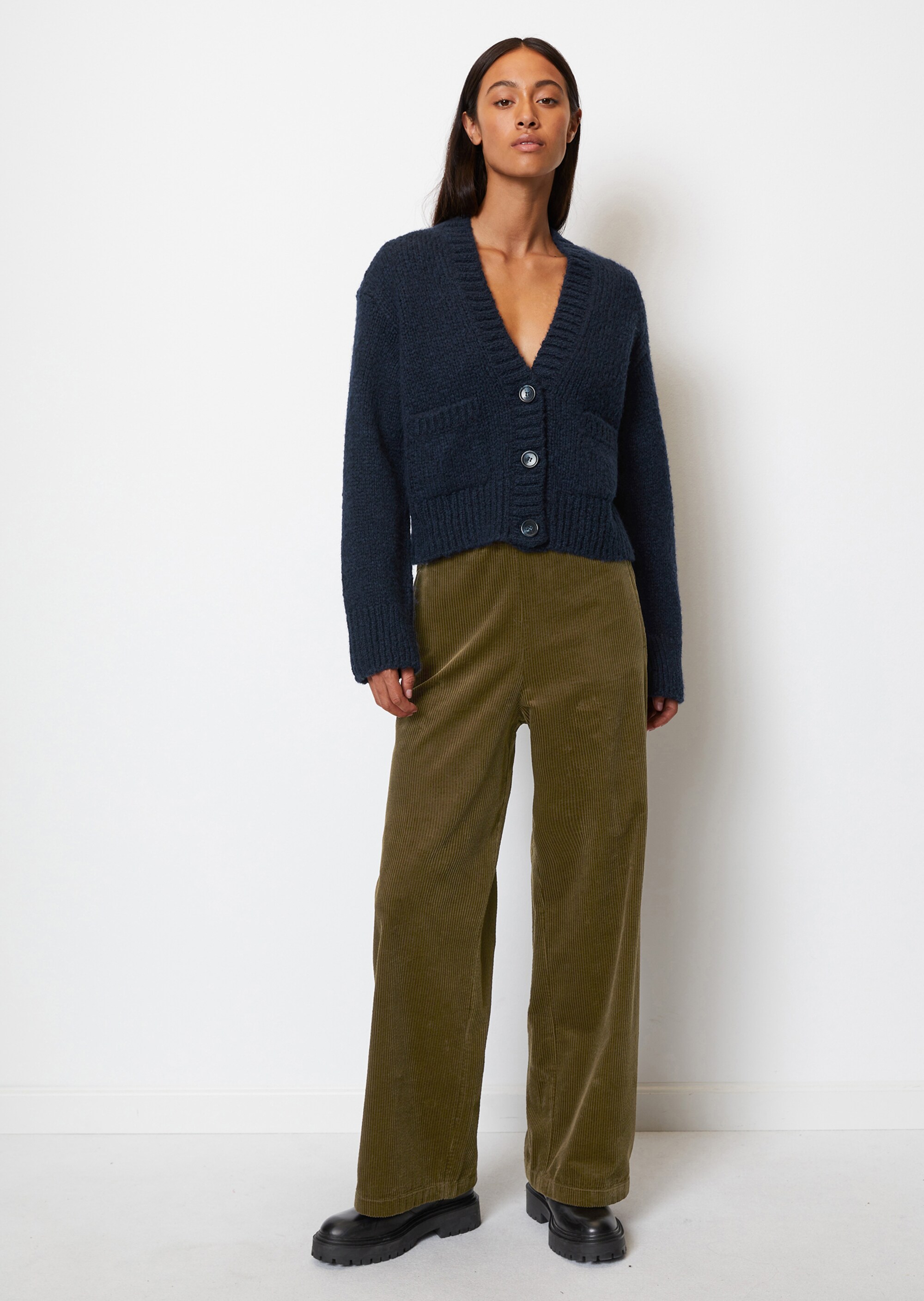 V-Neck-Cardigan looseaus Schurwolle-Mix