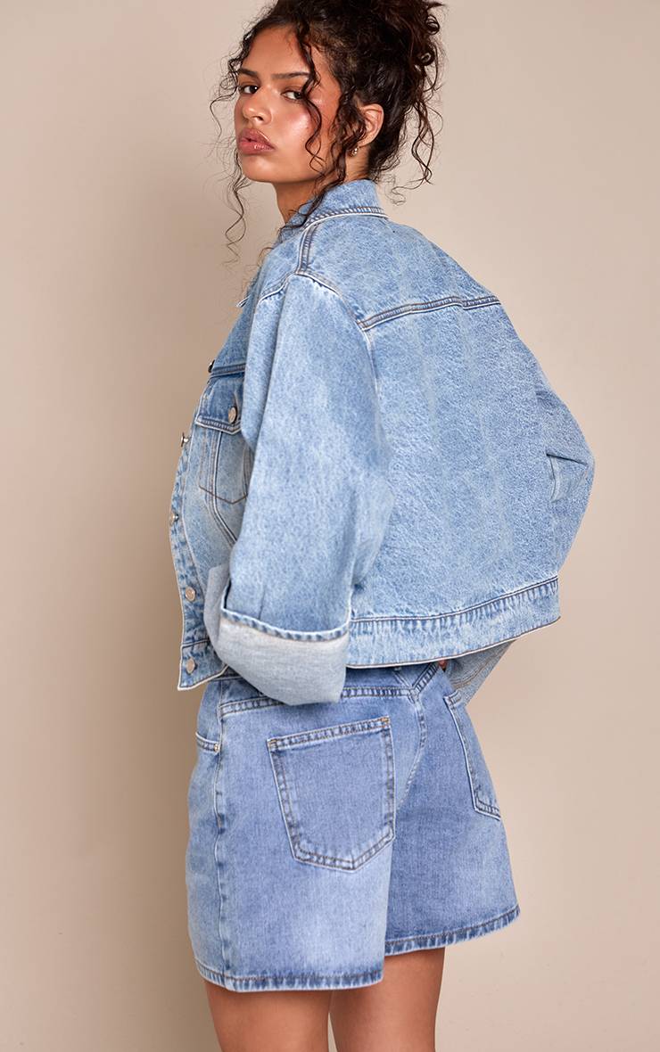Mid Blue Wash Short Bermuda En Denim Taille Mi-haute