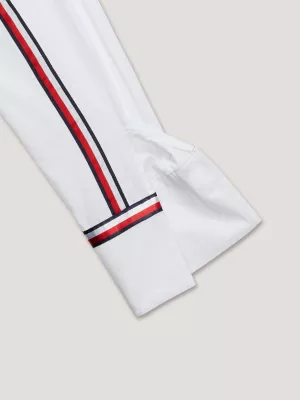 Vestido camisa na altura do joelho com estampa de listras e logo adaptável
