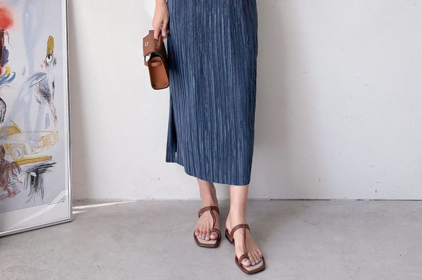 Chubby Girl - Effen midi-jurk met korte mouwen en textuur