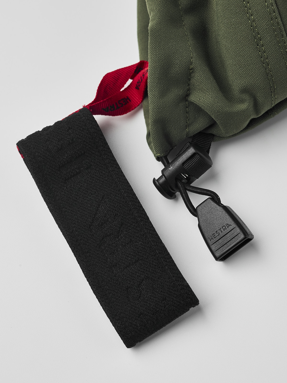 Hestra Army Leather Heli Ski 5 Finger<br>Supervarm med en rekke smarte funksjoner!