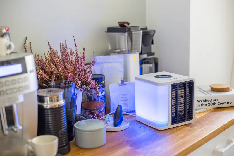 Aircooler evaLIGHT Plus hvid bordmodel - personlig luftkøler