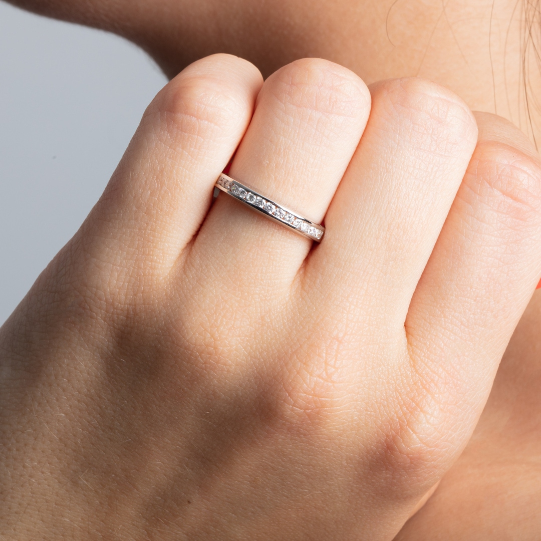 Mémoire-Ring 750/18 K Weissgold mit Diamanten 0.38 ct H/si