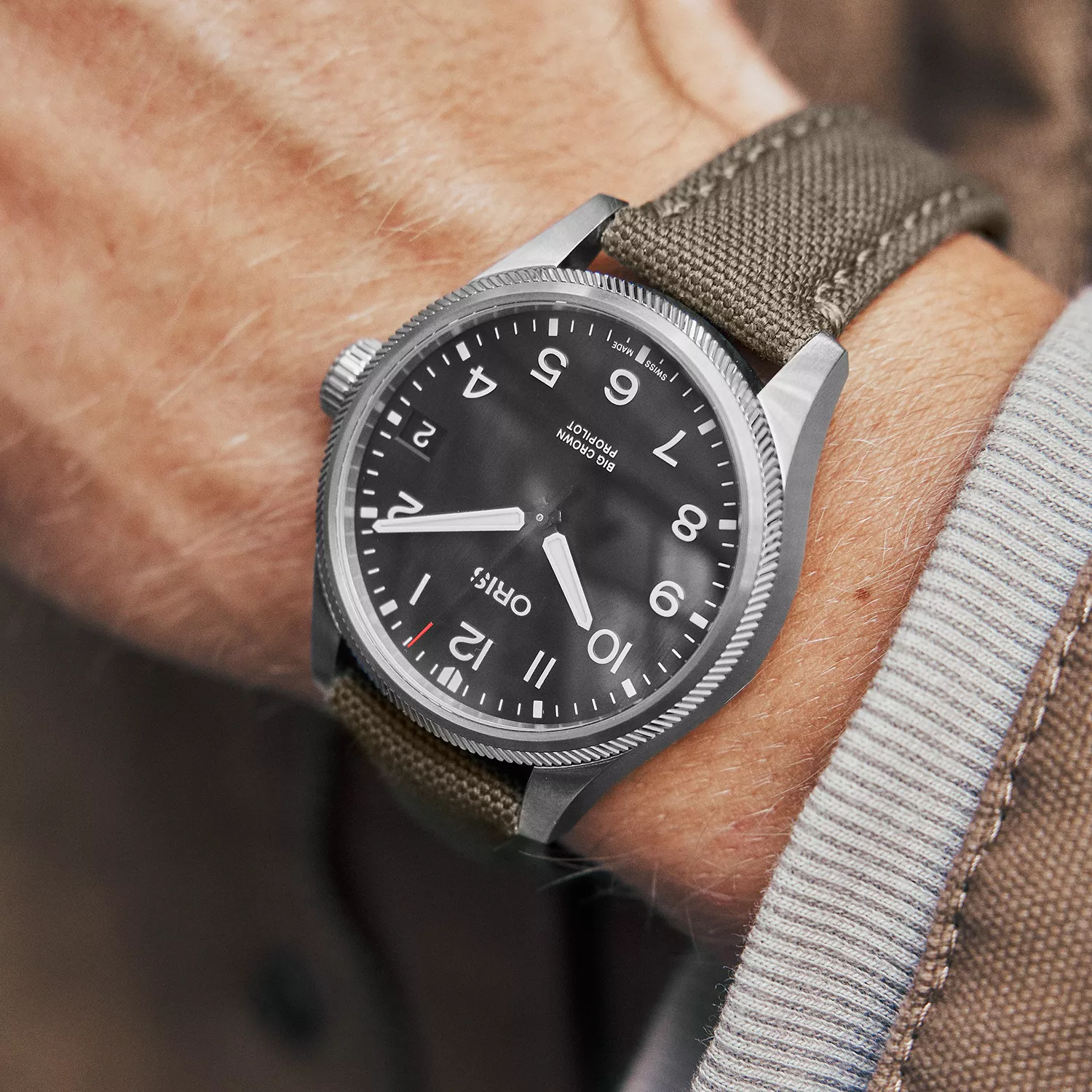 ORIS Propilot Day Date 01-752-7760-4164-07-3-22-02LC