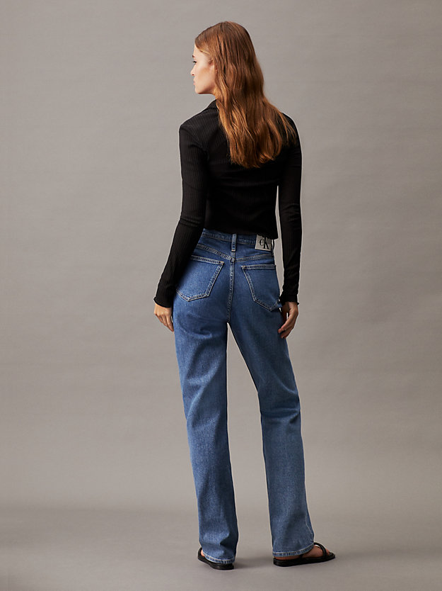 Calça jeans reta de cintura alta