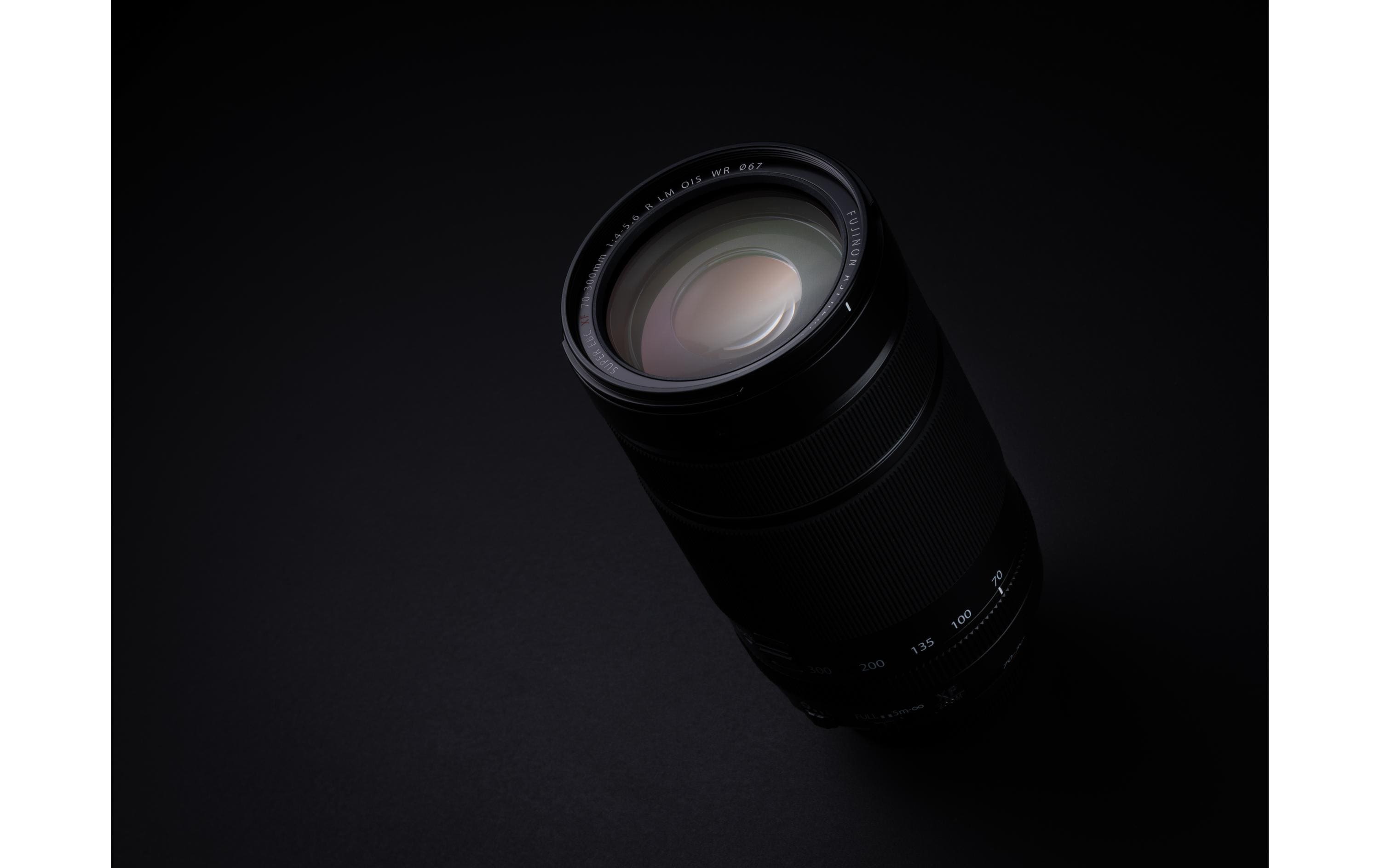 Zoomobjektiv XF 70-300mm F/4.0-5.6 R LM WR Fujifilm X-Mount<br>Kompaktes, leichtes und wetterfestes Zoomobjektiv mit fortschrittlichen Features