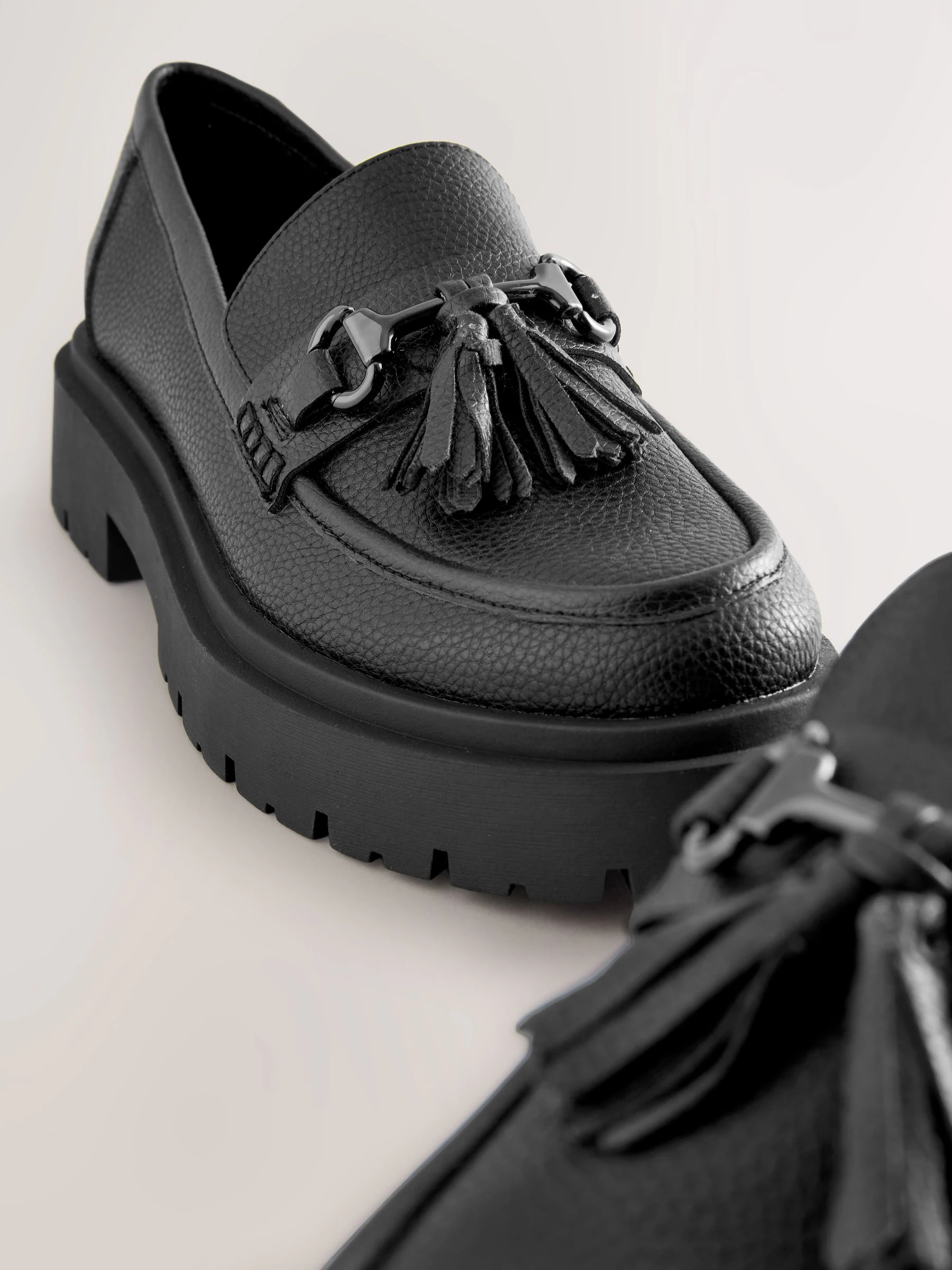 Zwart - Forever Comfort Chunky Platform Tassel Loafers